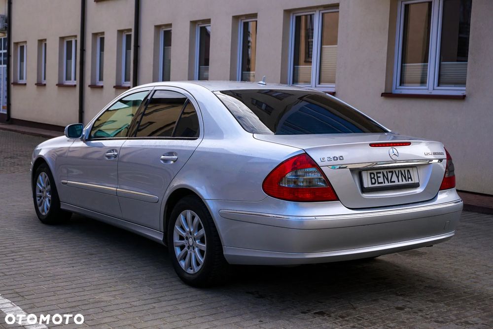 Mercedes-Benz Klasa E 200 Kompressor Automatik Elegance - 4