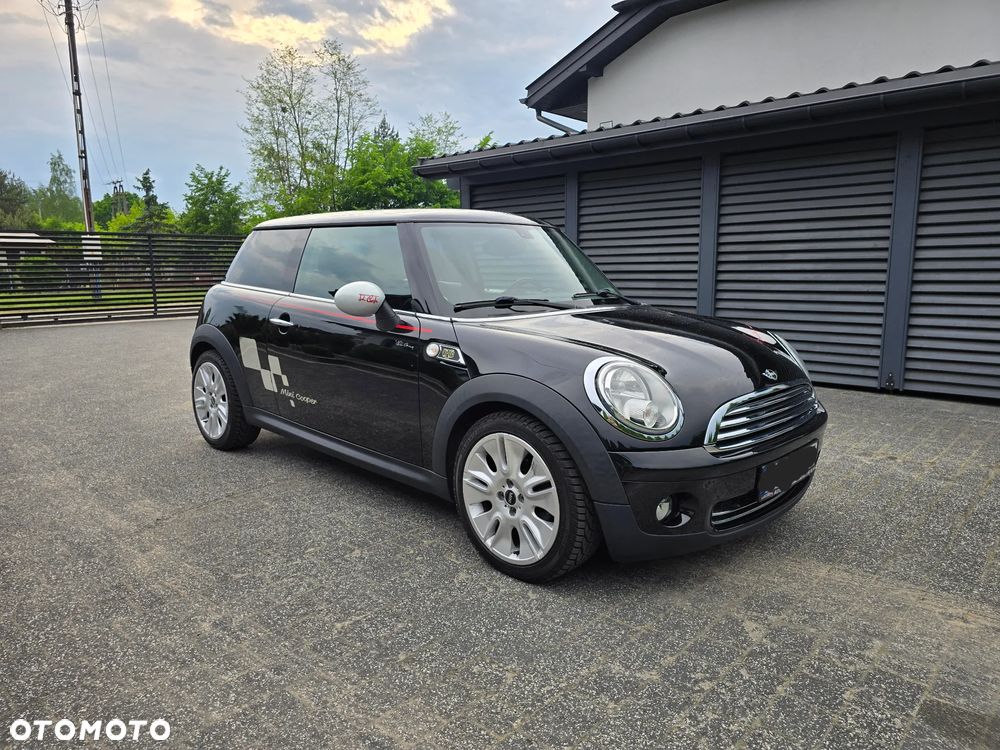 MINI Cooper 50 Camden - 2