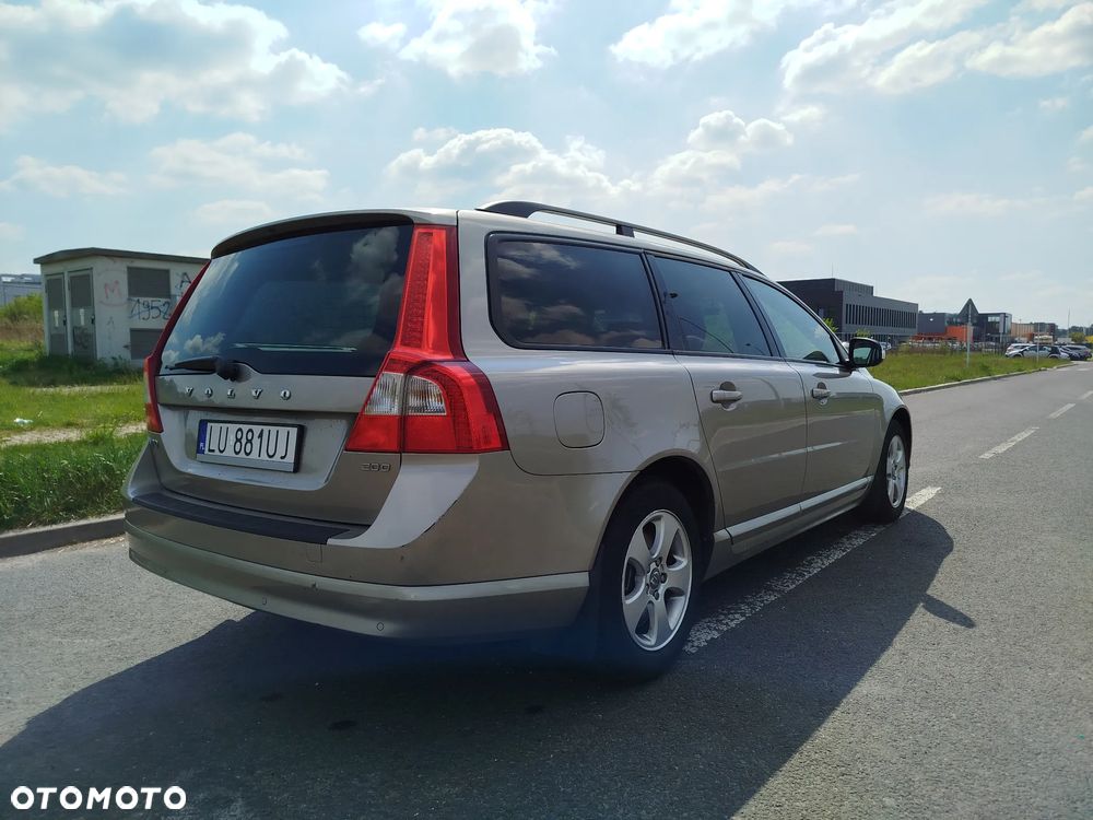 Volvo V70 2.0D Momentum - 7