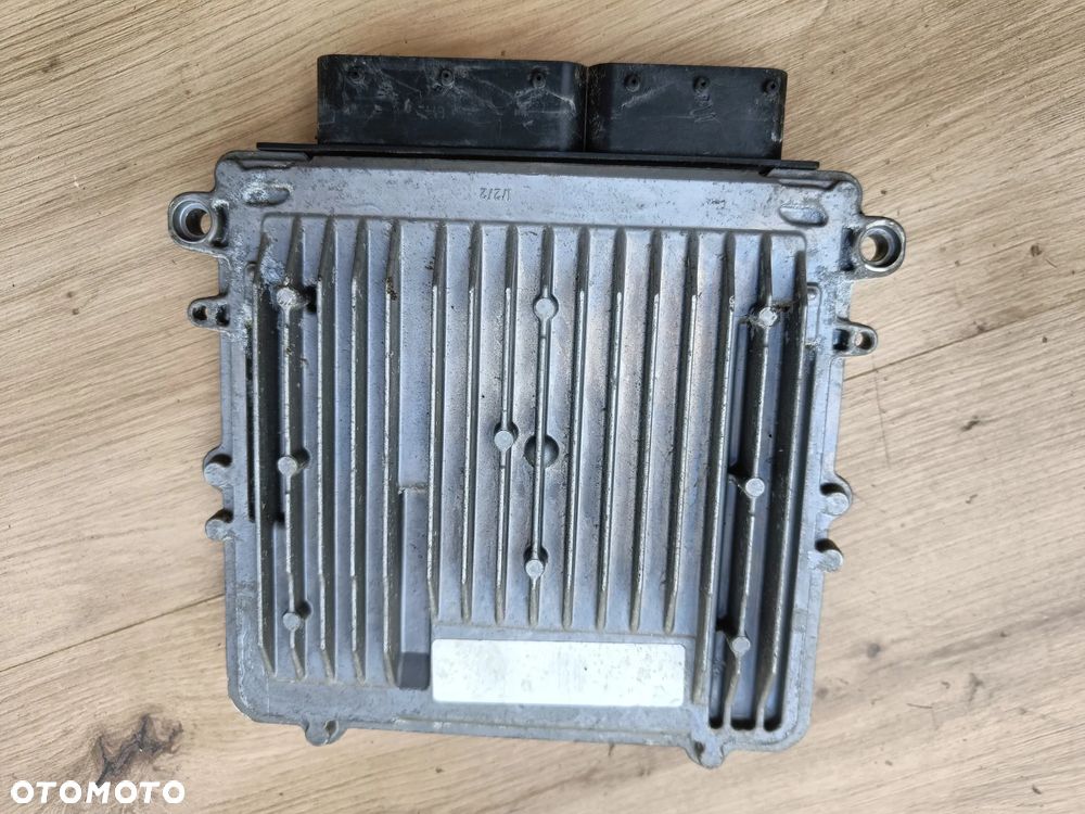 MERCEDES W207 W212 W218 3.0 V6 350 CDI STEROWNIK SILNIKA A6421508900 - 3