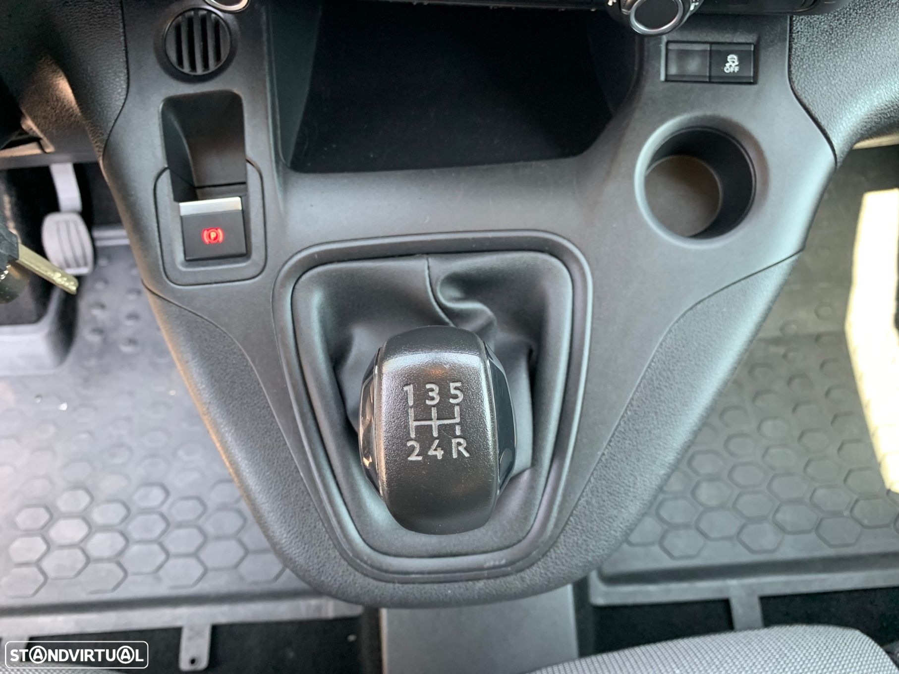 Peugeot Partner 1.6 BlueHDi Confort - 26