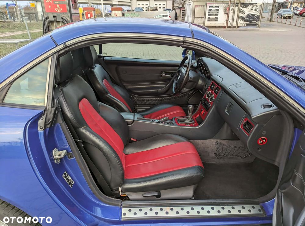 Mercedes-Benz SLK - 12