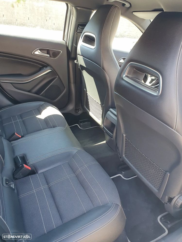 Mercedes-Benz A 220 - 8