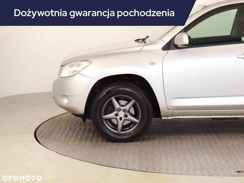 Toyota RAV4 - 17