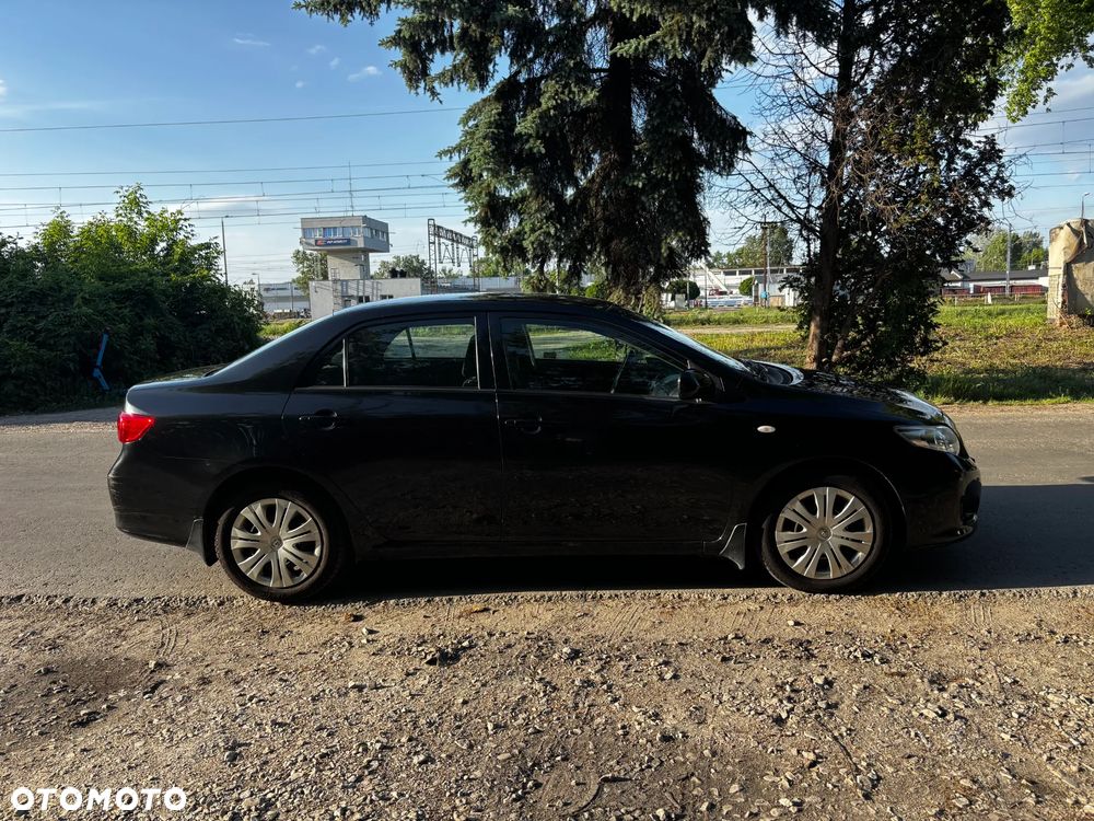 Toyota Corolla 1.6 VVT-i Luna - 8