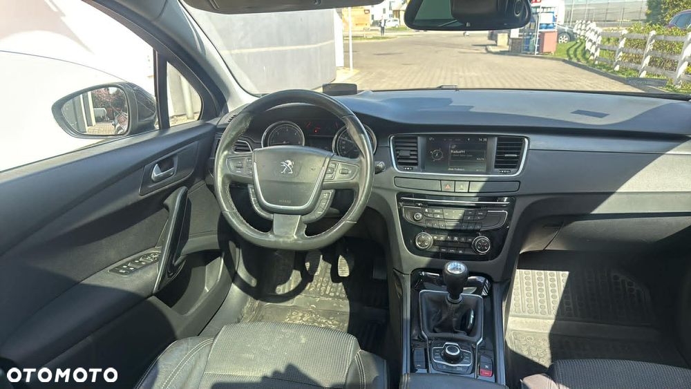 Peugeot 508 - 8