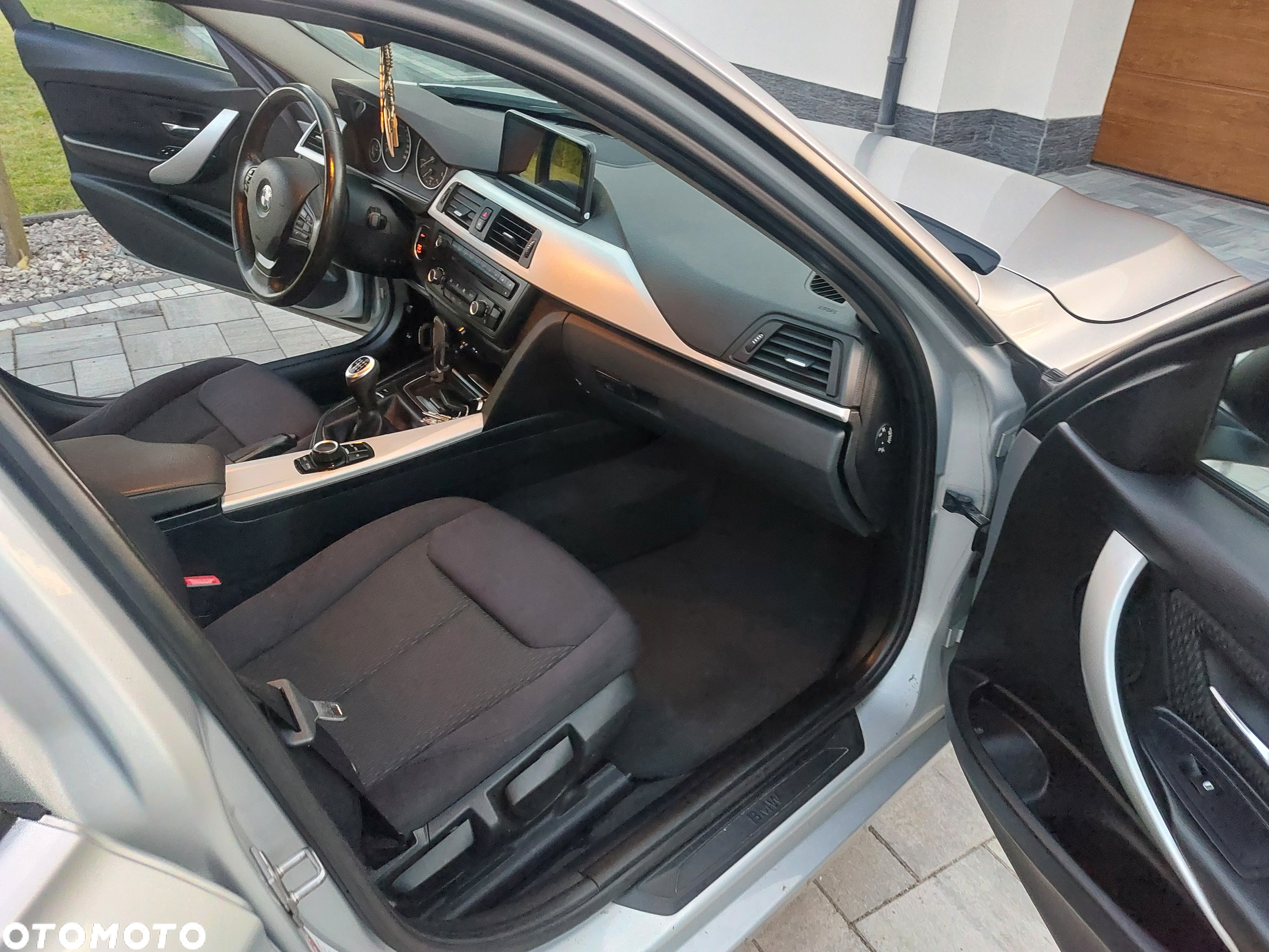 BMW Seria 3 316d - 9