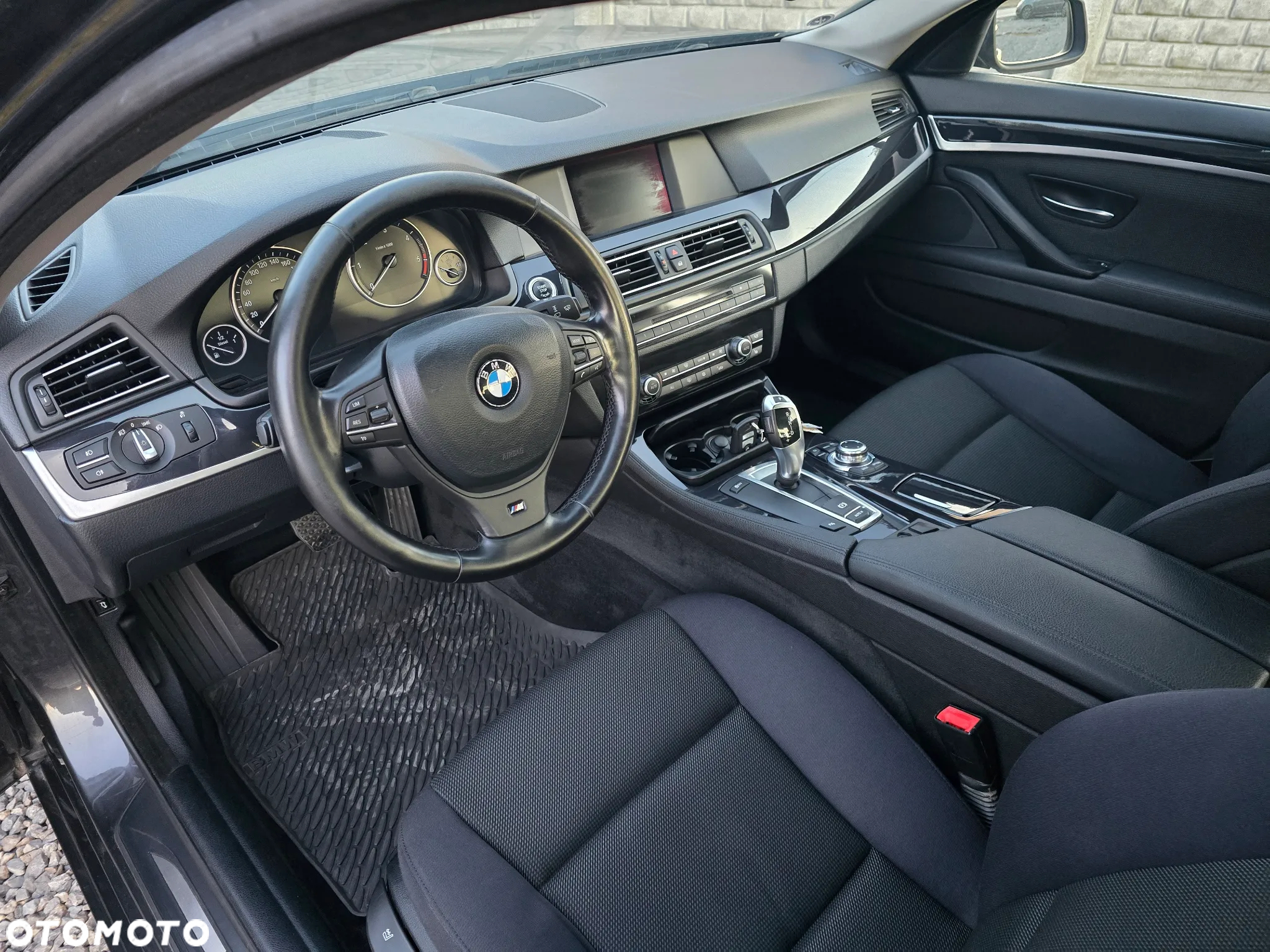 BMW Seria 5 - 17