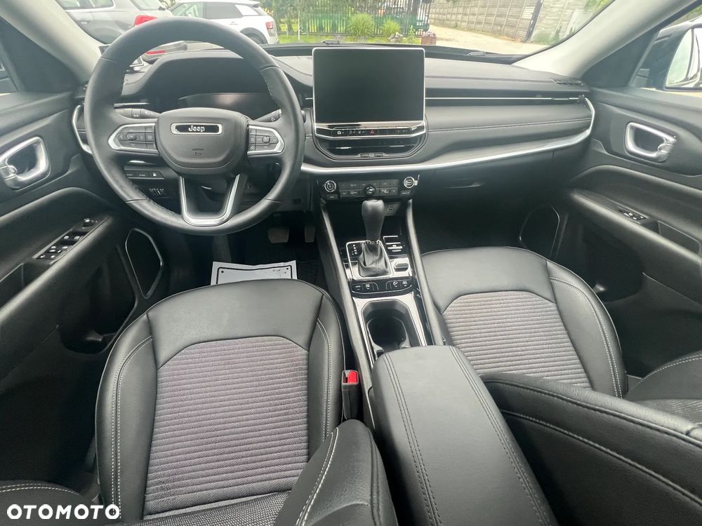 Jeep Compass - 11