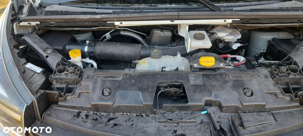 Renault Trafic - 14