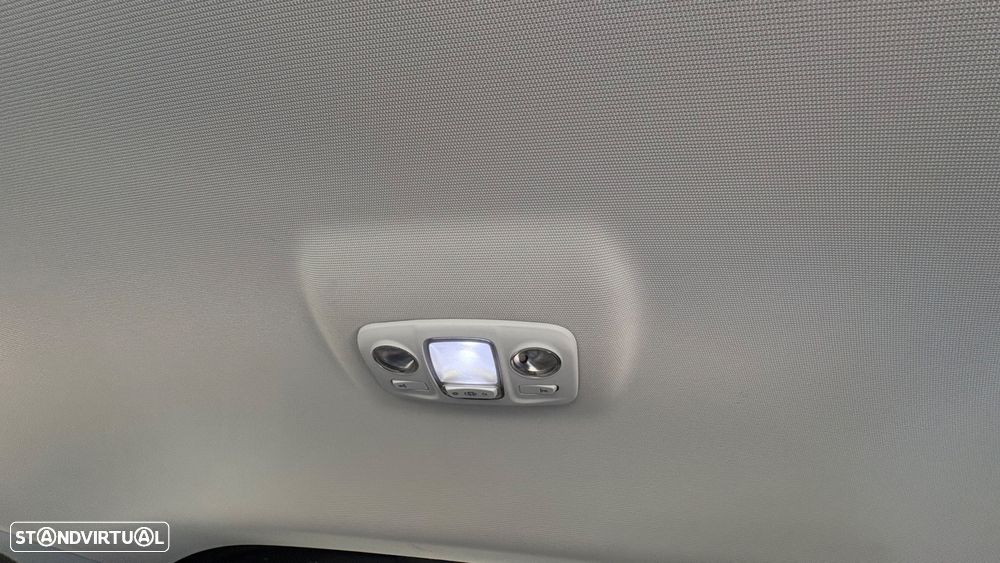 Peugeot 3008 PureTech 130 Stop & Start GPF Allure Pack - 12