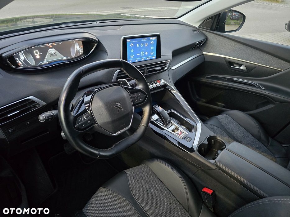 Peugeot 5008 BlueHDi 130 EAT8 Allure - 26