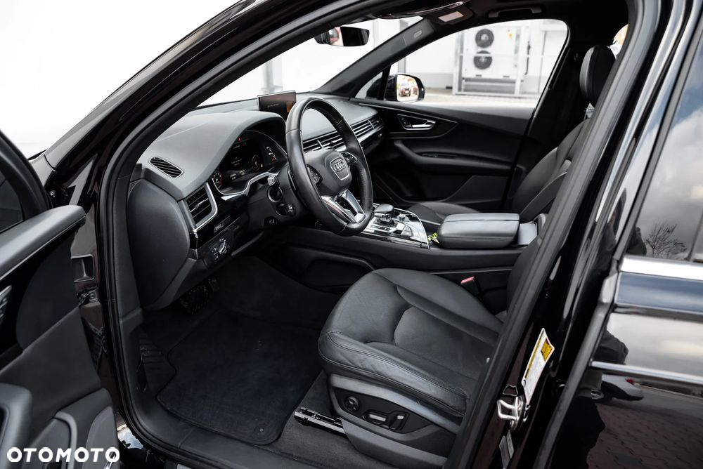 Audi Q7 3.0 TFSI Quattro Tiptronic - 18