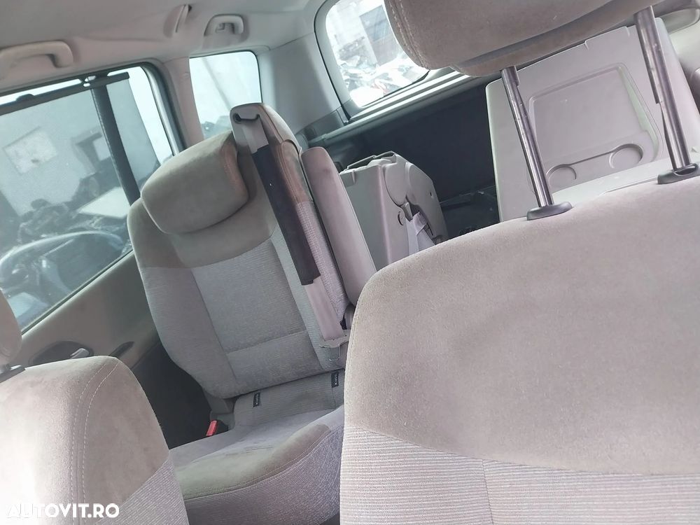 DEZMEMBREZ RENAULT ESPACE LUNG , MOTOR 2.2 DCI - 7