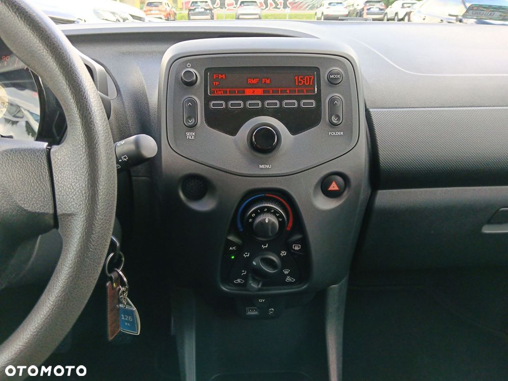 Toyota Aygo - 13