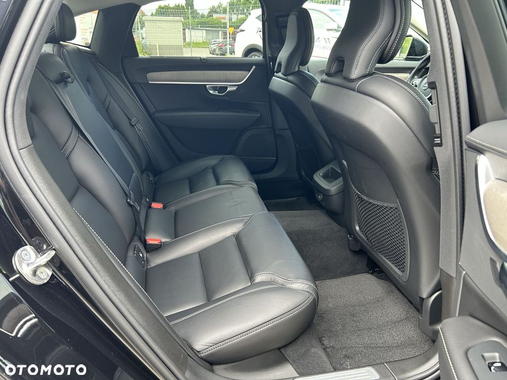 Volvo S90 - 27