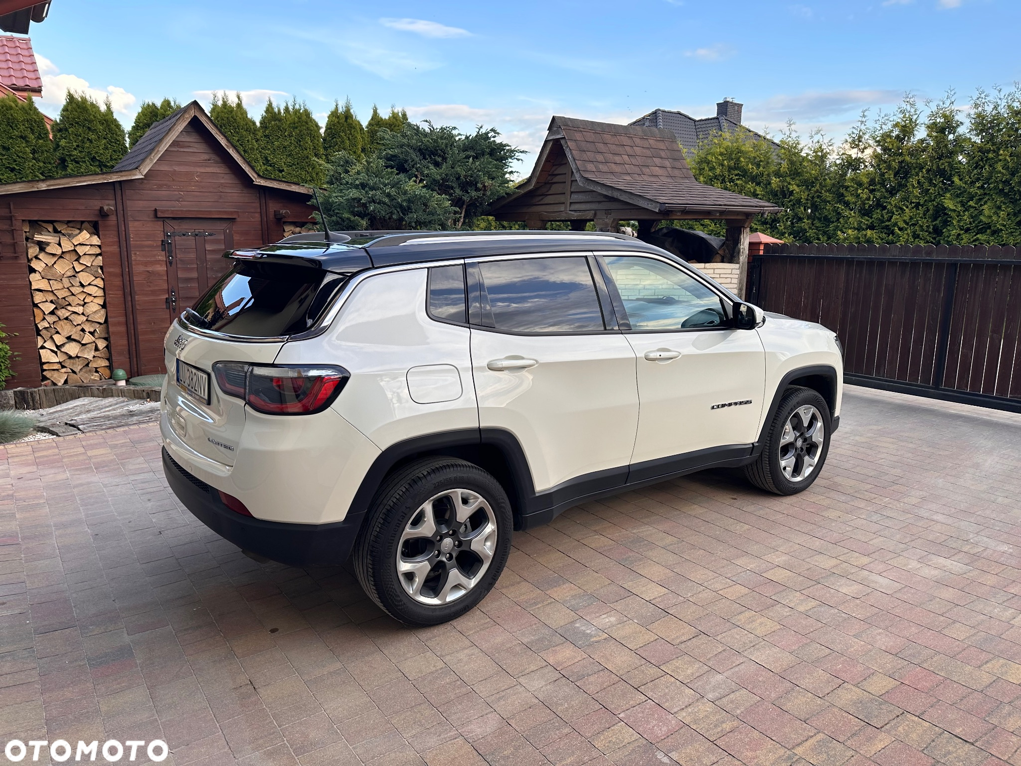 Jeep Compass - 4