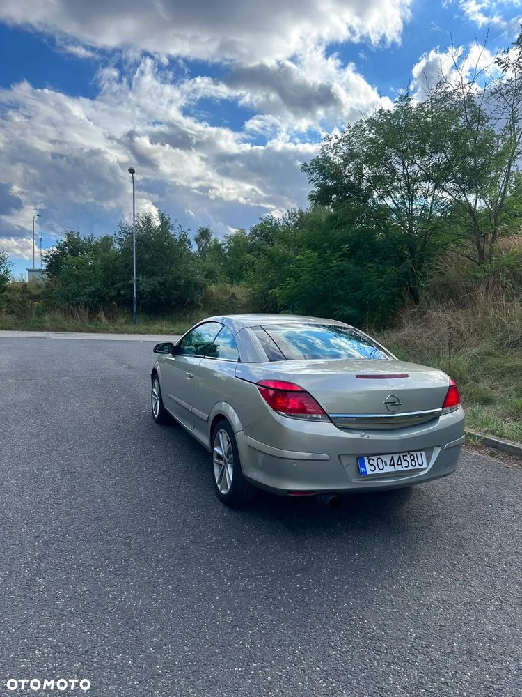 Opel Astra 1.8 Cosmo - 25
