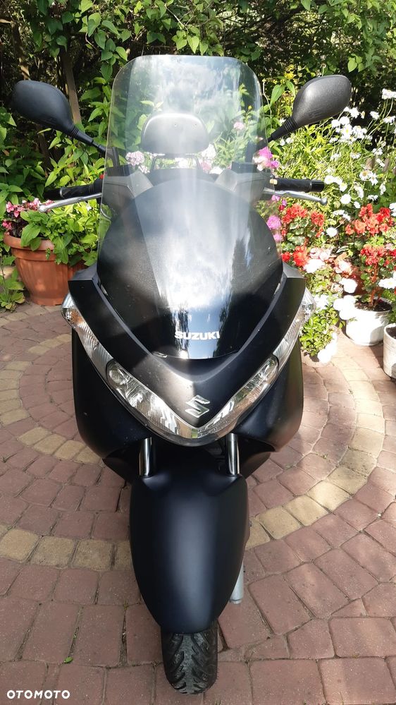 Suzuki Burgman - 3
