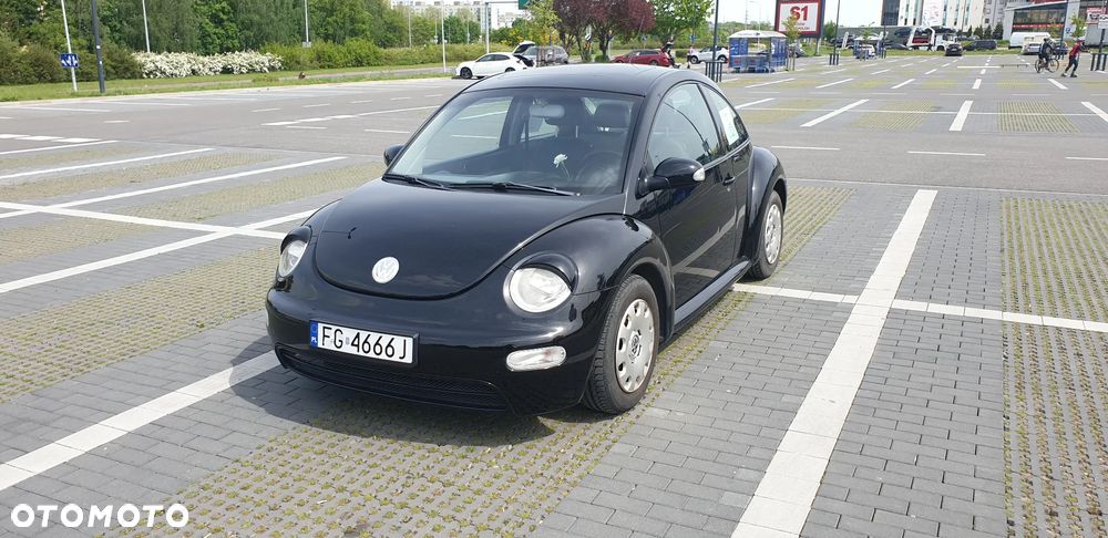 Volkswagen New Beetle - 3