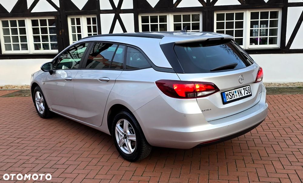 Opel Astra 1.6 CDTI Elite - 4