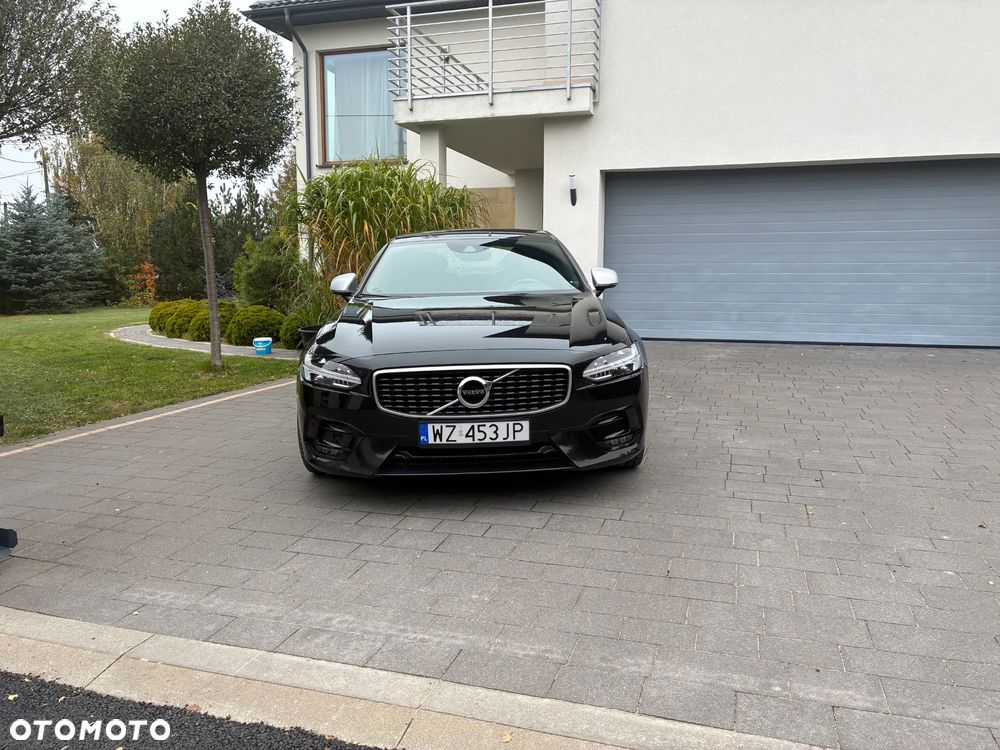 Volvo S90 - 2