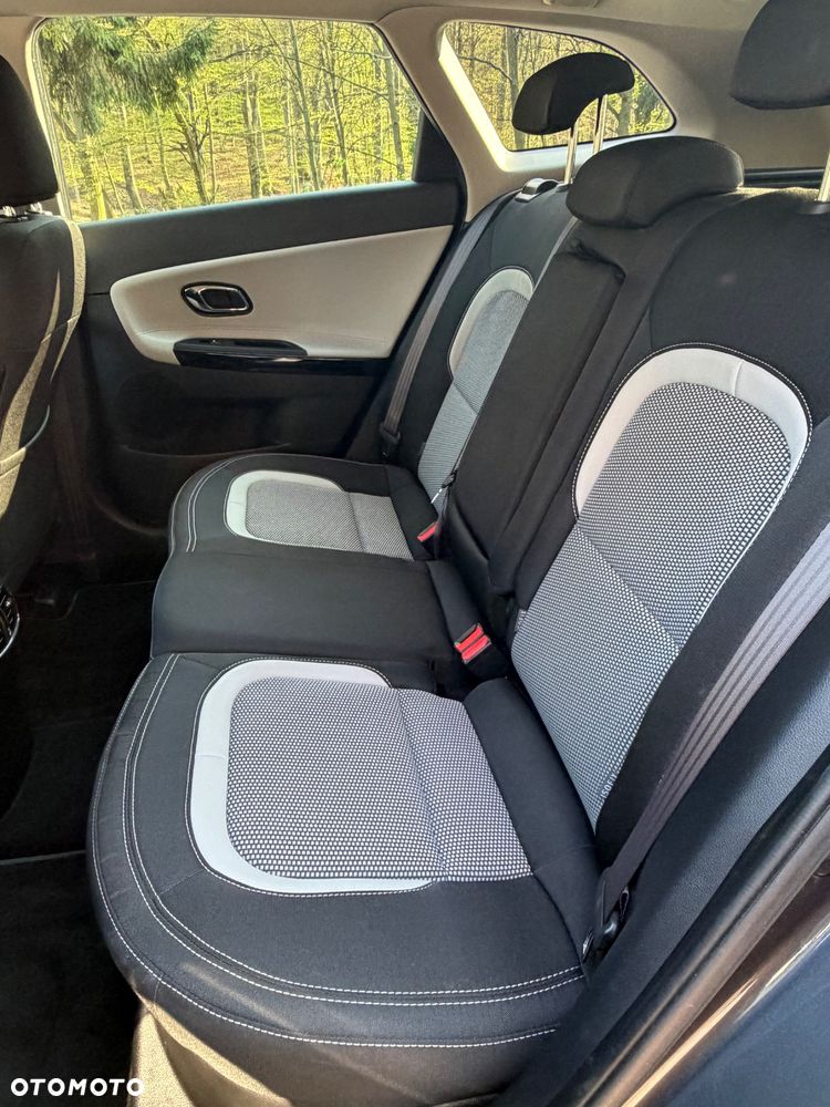 Kia Ceed 1.6 GDI DCT Spirit - 21