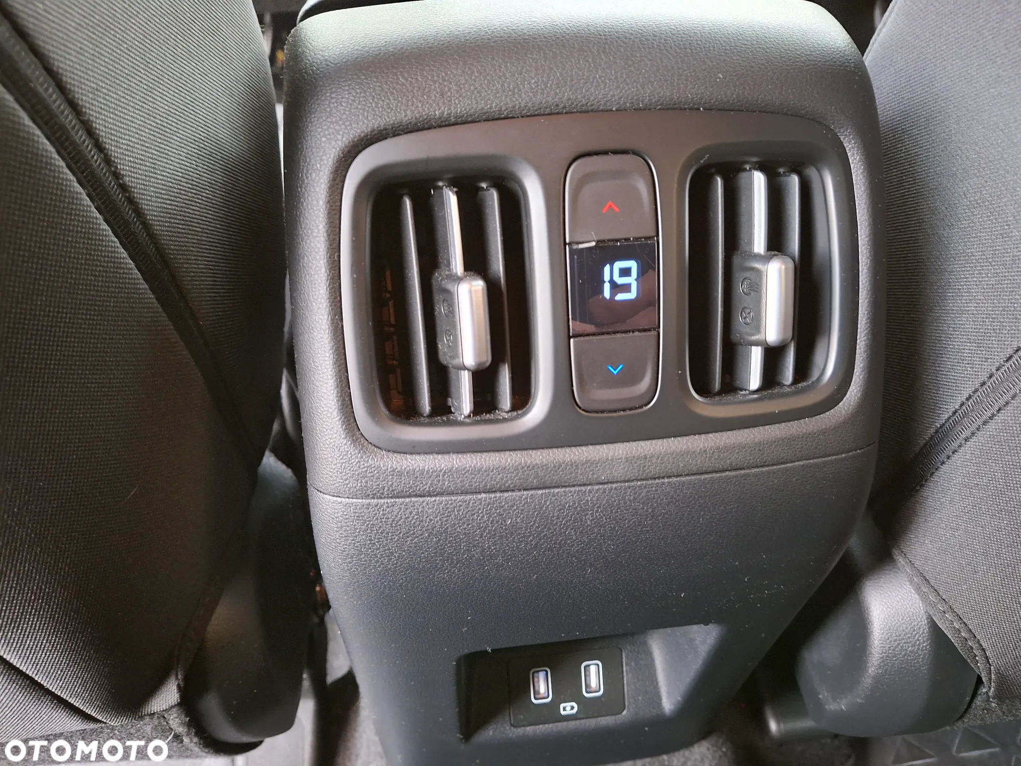 Hyundai Tucson 1.6 T-GDi Executive 2WD - 27