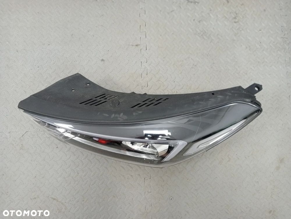 LAMPA LEWA HYUNDAI TUCSON 3 III LED D7921-21A30 - 2