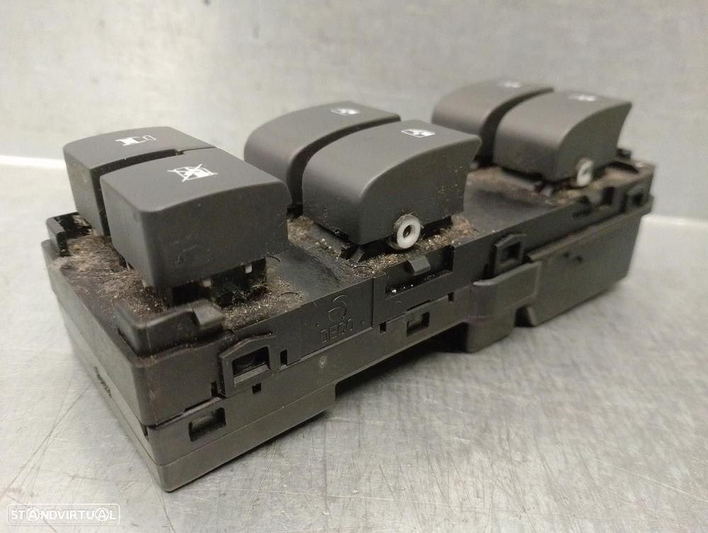 COMANDO ELEVADOR DE VIDRO FRONTAL ESQUERDO CHEVROLET CAPTIVA 2007 -202005436 - 2