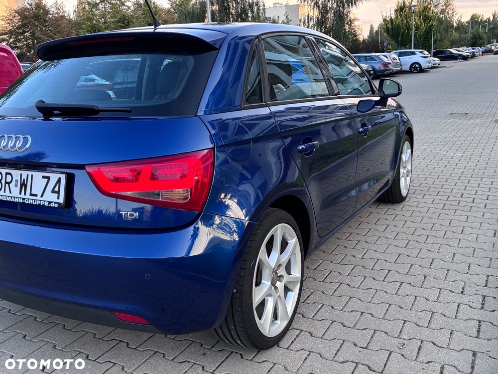 Audi A1 Sportback 1.6 TDI Attraction - 24