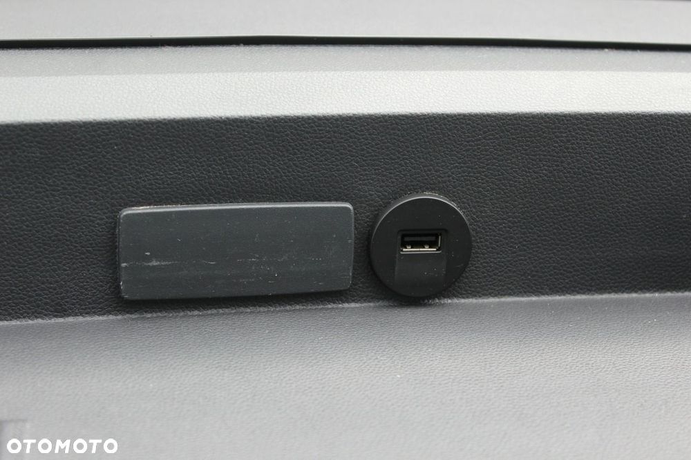 Renault Master - 25