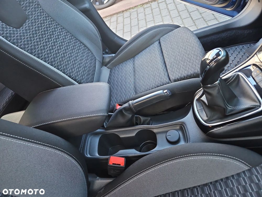 Opel Astra 1.2 T GS Line S&S - 27