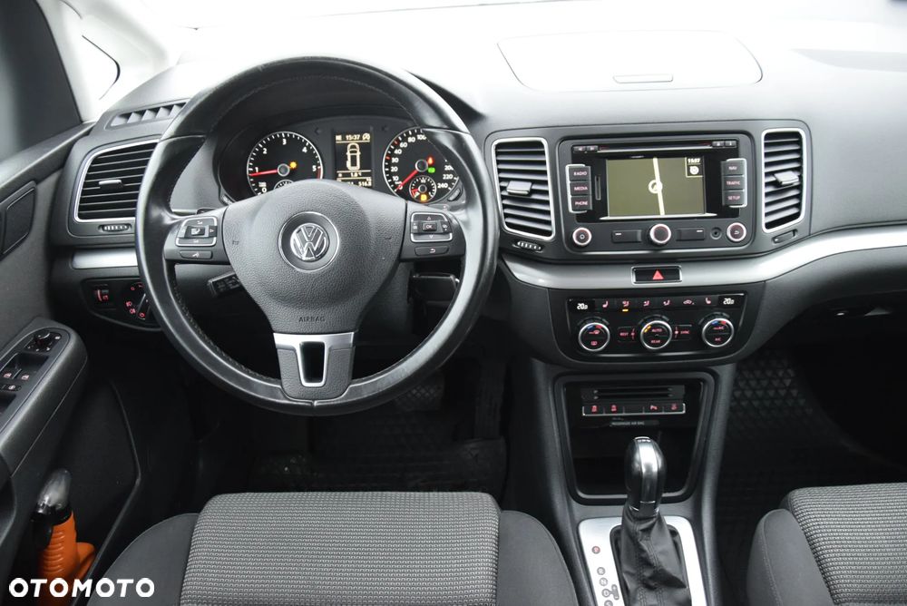 Volkswagen Sharan 2.0 TDI Highline DSG - 15