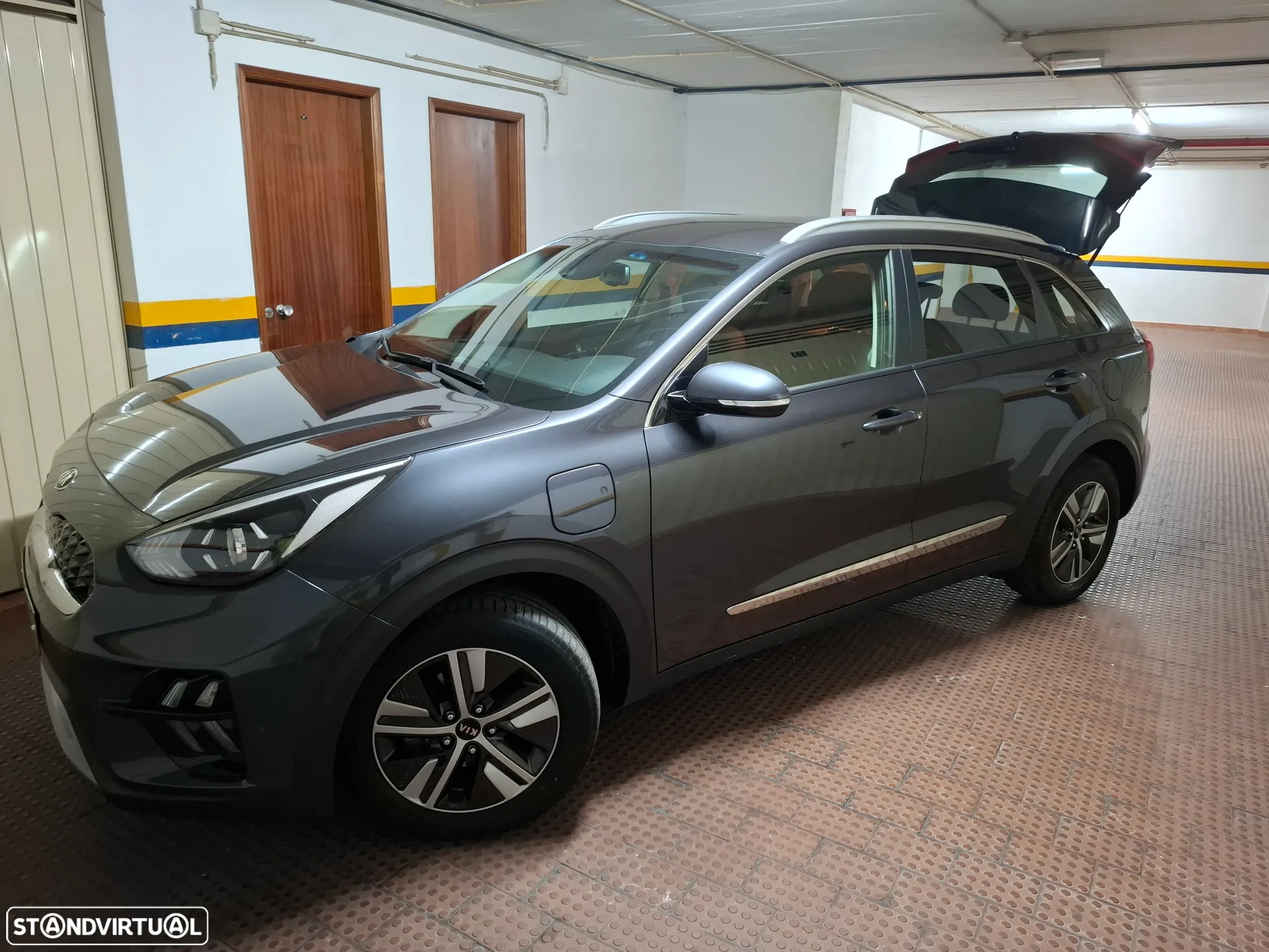 Kia Niro - 17