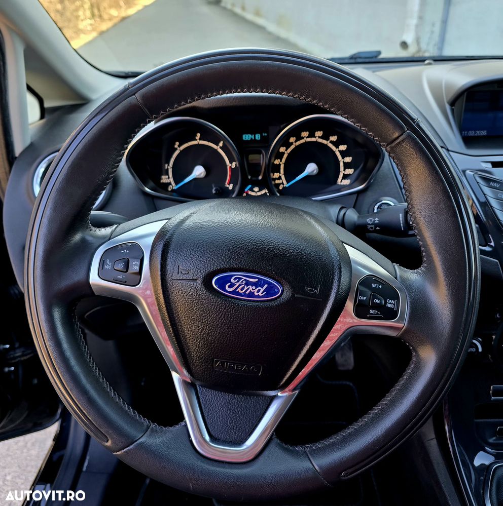 Ford Fiesta 1.5 TDCi ST-LINE - 20