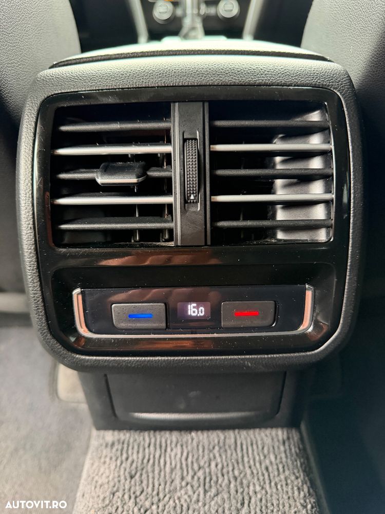 Volkswagen Passat Variant 2.0 TDI SCR DSG Highline - 15