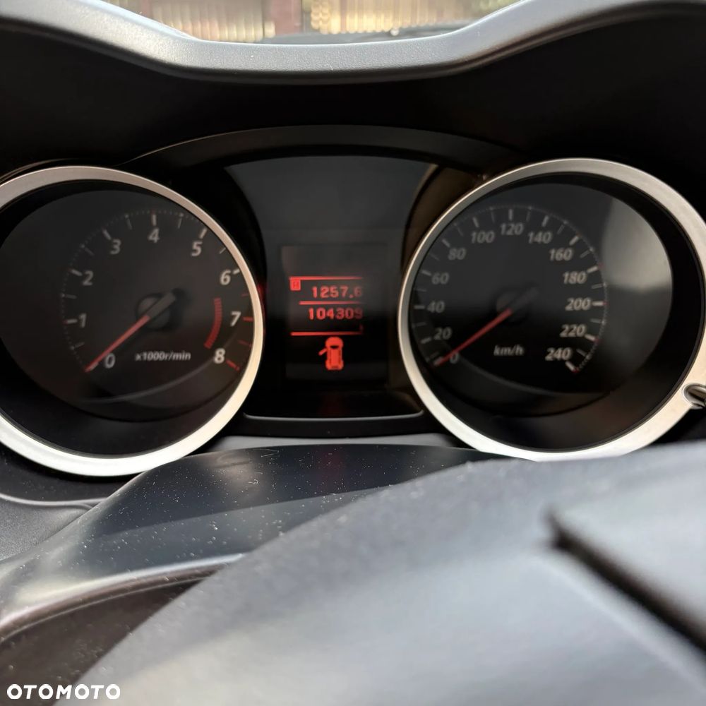 Mitsubishi Lancer 1.6 Inform - 12