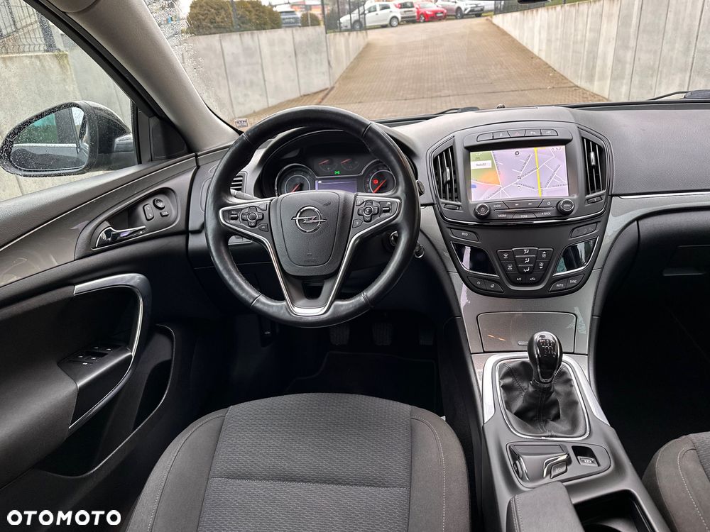 Opel Insignia - 13