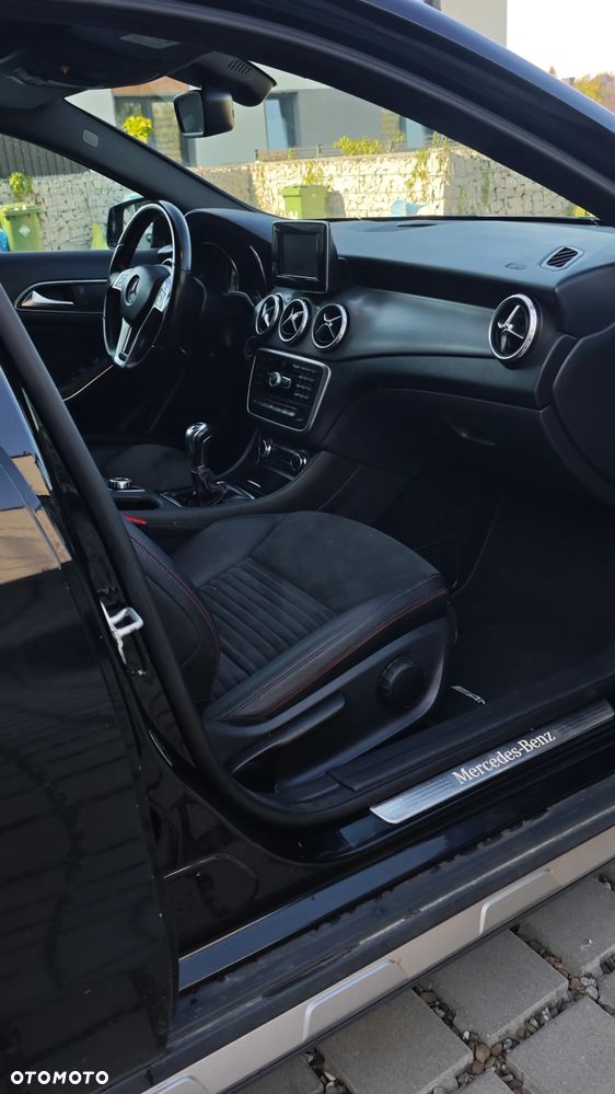 Mercedes-Benz GLA - 6