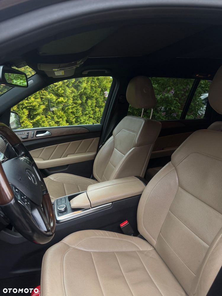 Mercedes-Benz GL 350 BlueTEC 4-Matic - 28