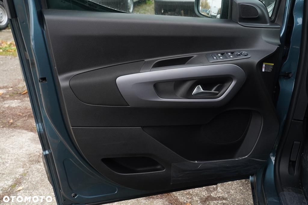 Fiat Doblo Combi 1.5 BlueHDI S&S - 9