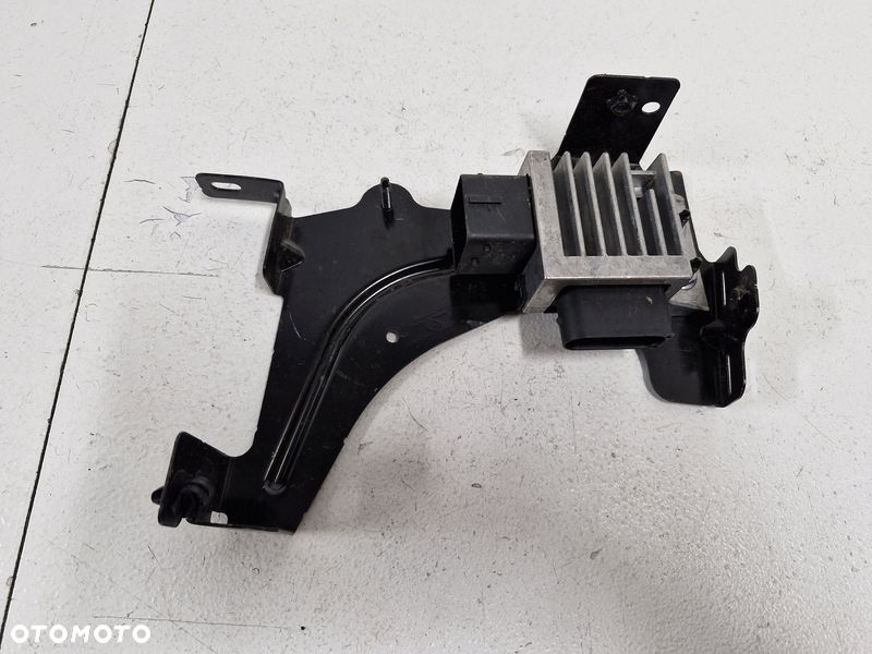 renault master iii 3 lift iv 4 przekaźnik świec żarowych 271203982r - 1