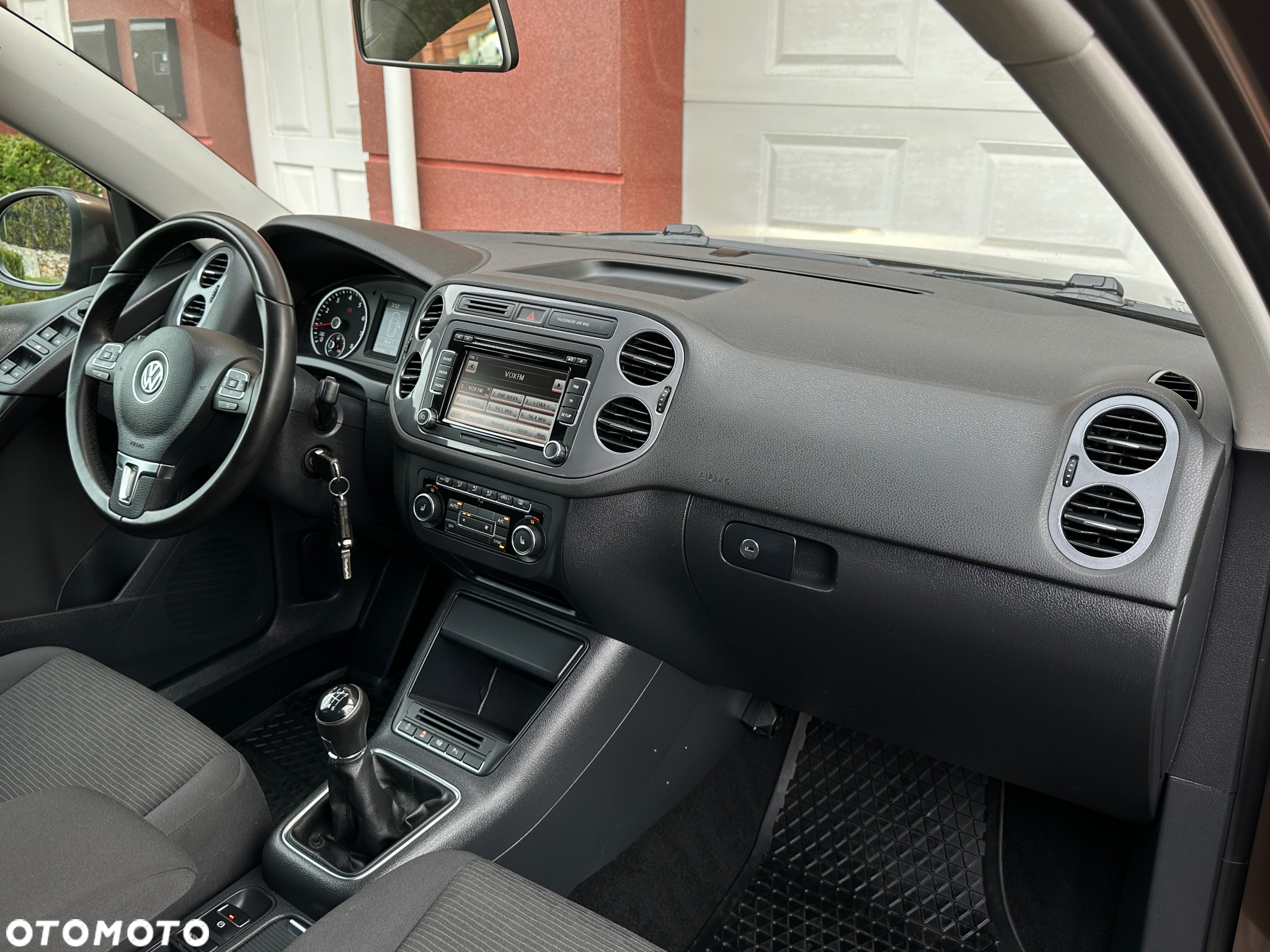 Volkswagen Tiguan - 23