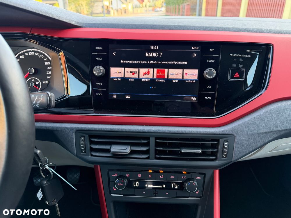 Volkswagen Polo - 28