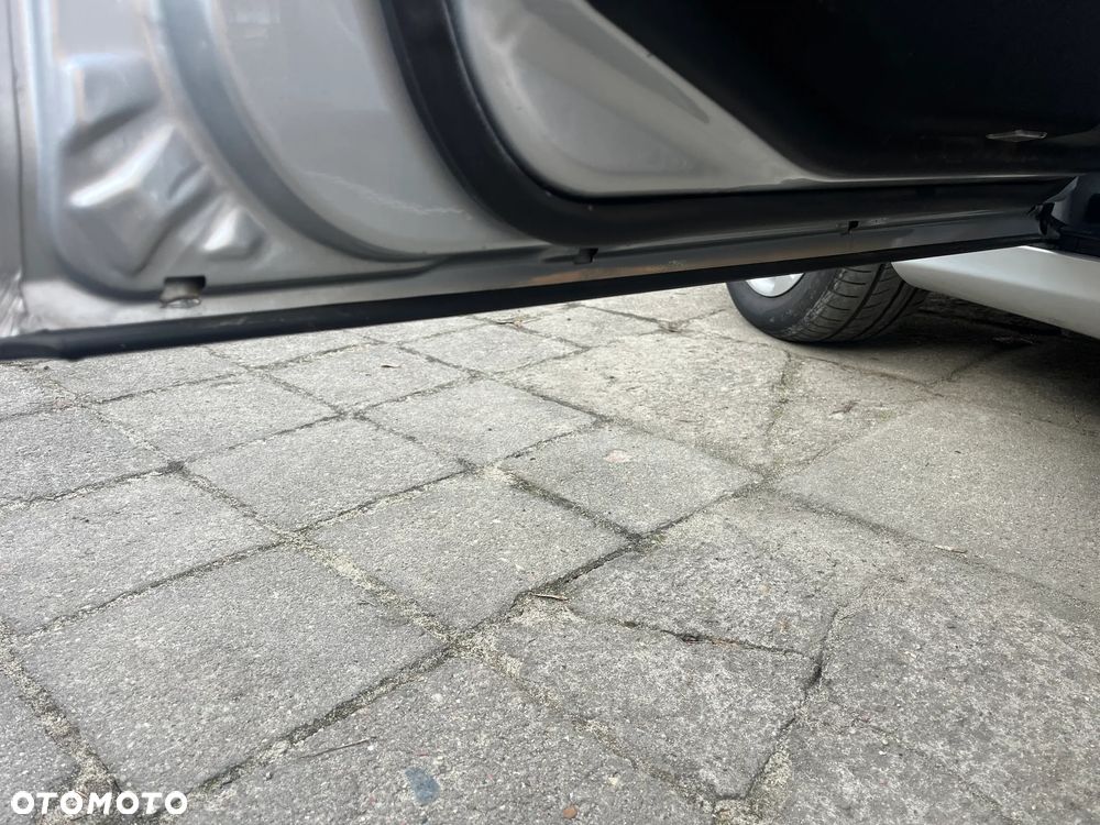 Mercedes-Benz Klasa C 180 Kompressor Automatik Elegance - 21