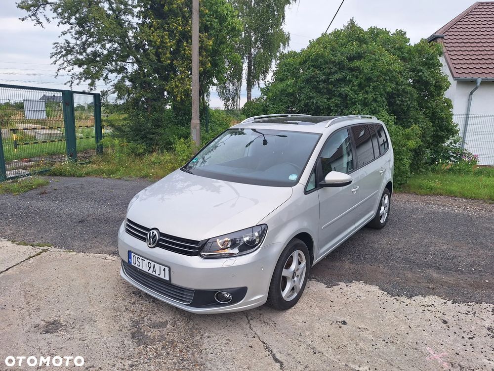 Volkswagen Touran - 1