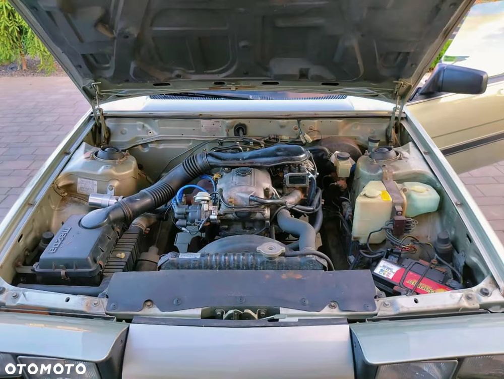 Mazda 929 - 12