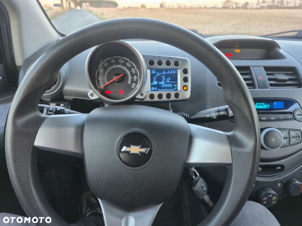 Chevrolet Spark 1.0 LS - 17