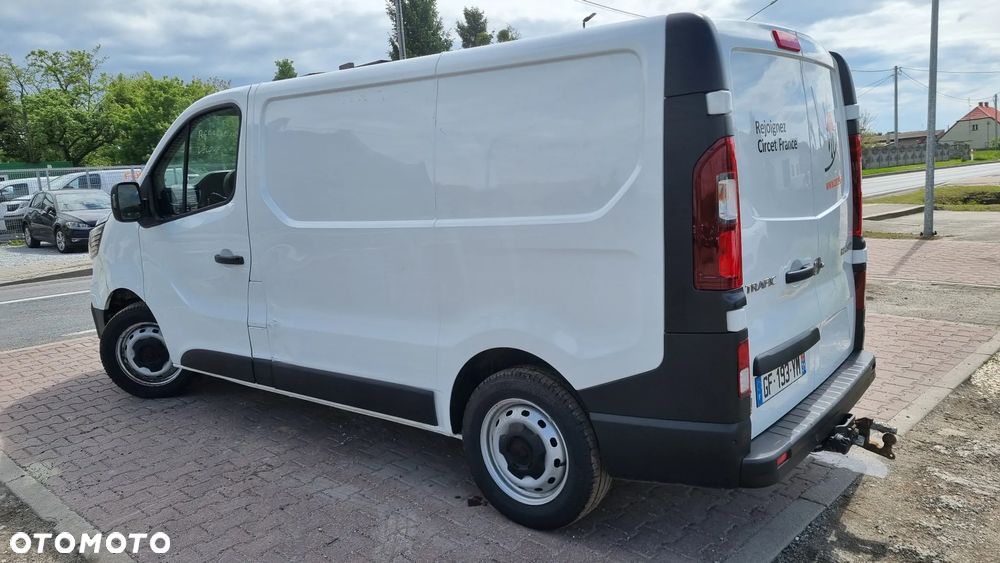 Renault Trafic - 13